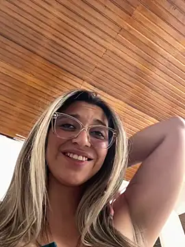 Isabella_Varella live sex cam