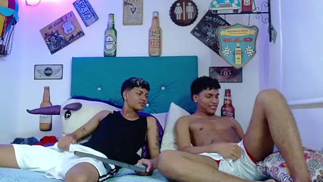 ian_boys_sexy's cam snapshot