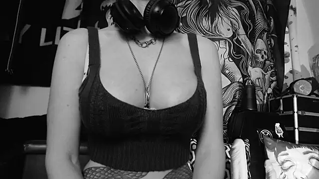 Silentmary live sex cam