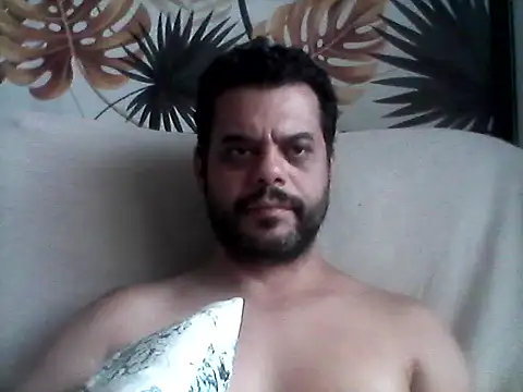 HornyBeachBoyBR's cam snapshot