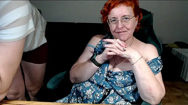 JoannaAndNeighbour live sex cam