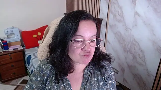 Sonialorens_ live sex cam