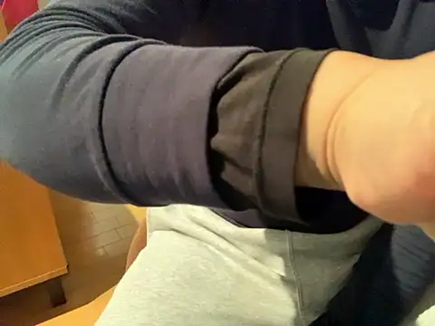 sa_to_shi_'s cam snapshot