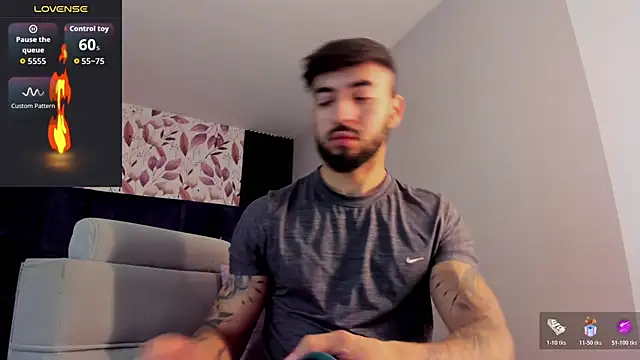 MarkWalker__'s cam snapshot