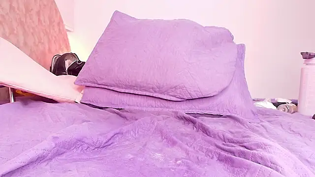 _ebony-queen_ live sex cam