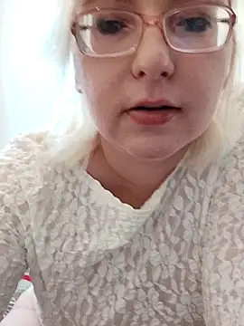 VikaKing live sex cam