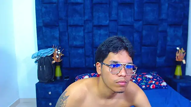 Hilary_David's cam snapshot