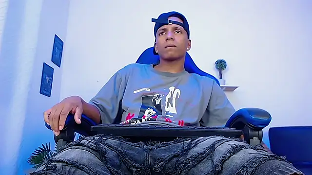 ostinn18's cam snapshot