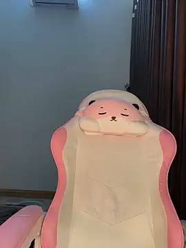 wang1472581's cam snapshot