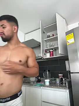 Ezzio_Scolaro's cam snapshot