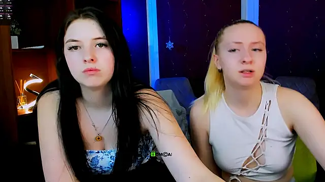 mila_glow1's cam snapshot