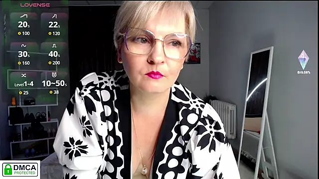 BlondeBrilliant7's cam snapshot