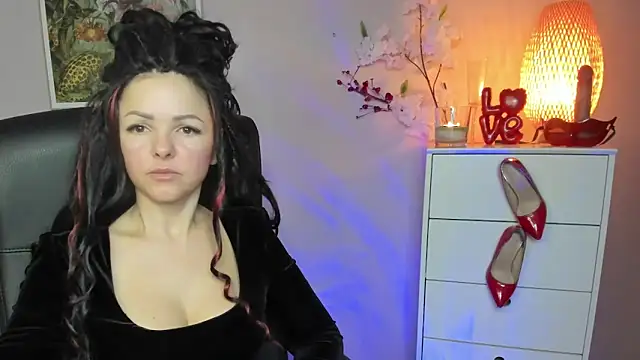 Mollybloom40's cam snapshot