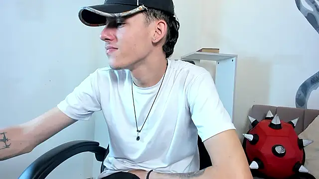 mikebenefleck_01's cam snapshot