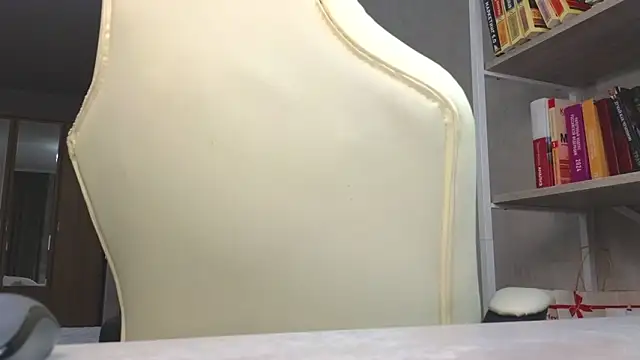 Marietta_Castro live sex cam