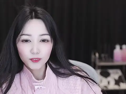 Nuyoah-77 live sex cam