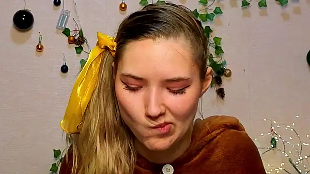 _kikiclark__'s cam snapshot