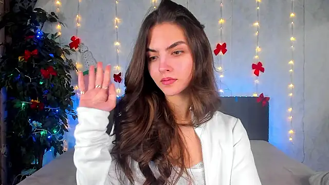 Milana_Crystal_ live sex cam