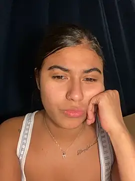 adorablepetite's cam snapshot