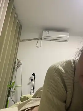 940940_1688's cam snapshot