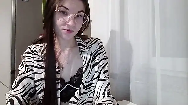 JuliaLovely's cam snapshot