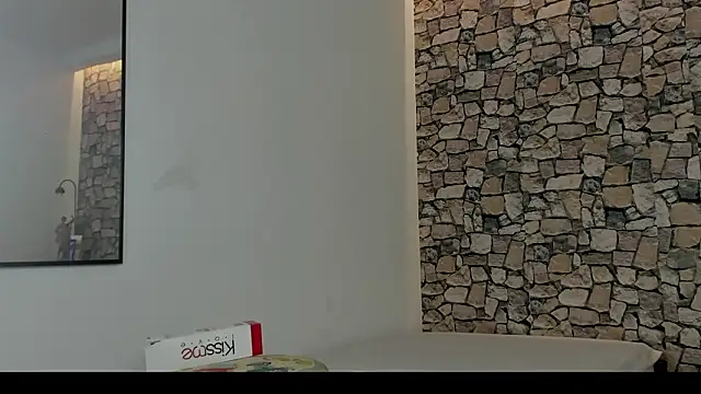 AMAZONITA2026's cam snapshot