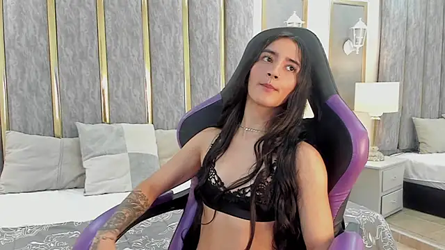 KeniaVelvet_'s cam snapshot