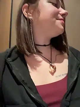 lucy-joy live sex cam