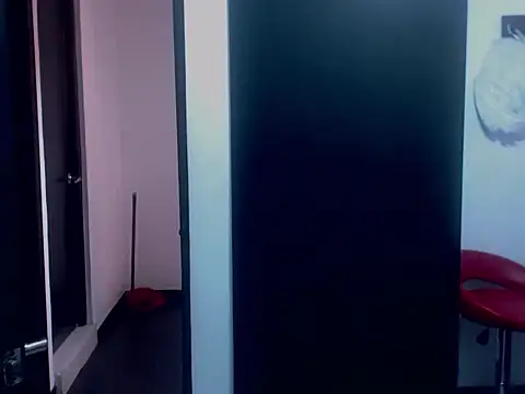 XxMavisSexyHotxX's cam snapshot