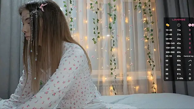 CarolinePepper live sex cam