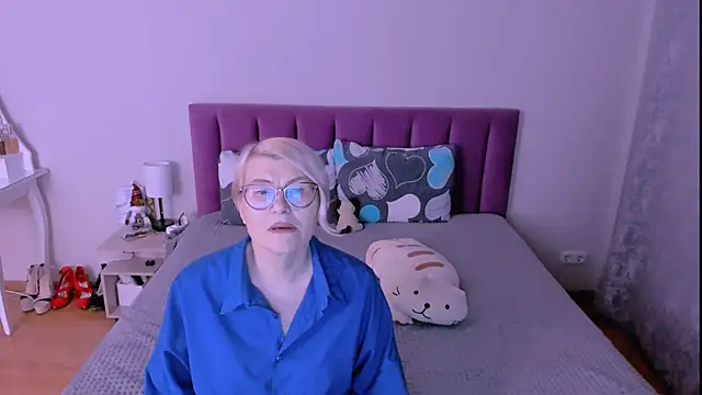 sabrinamacmarren's cam snapshot