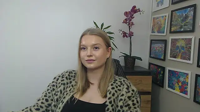 Mysteryerica's cam snapshot