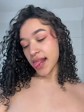 crystal_dlun's cam snapshot