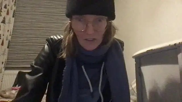 MeluaMauritius's cam snapshot