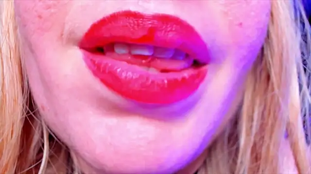 HotTiffani's cam snapshot