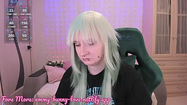 EmmyBunny's cam snapshot