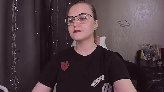 MissBrightShine's cam snapshot