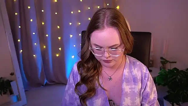 FeliciaLorne's cam snapshot