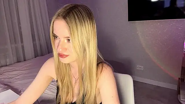 Between_Eeys's cam snapshot