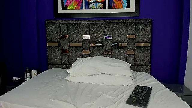 abella_lovv's cam snapshot