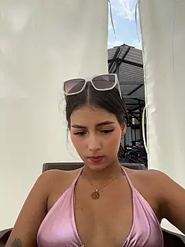 Valeria-escobar live sex cam