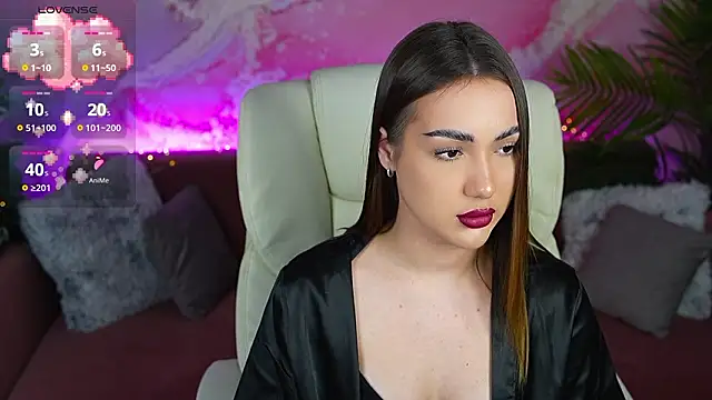 OliviaMoore_'s cam snapshot