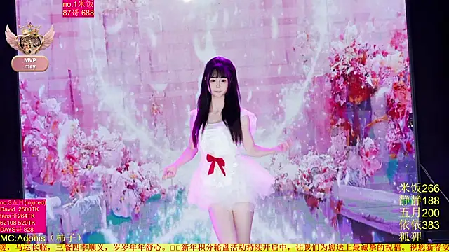 Red-666 live sex cam