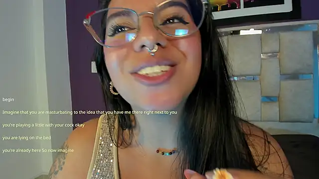 emilyy_cooperr's cam snapshot