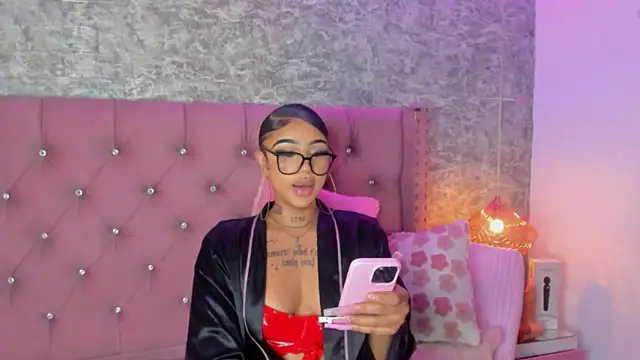 Mia_Jansen live sex cam