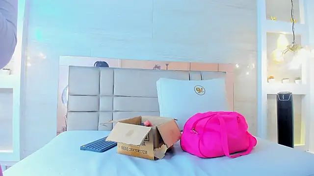 chloe_murray's cam snapshot