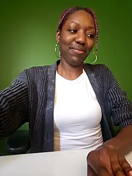 oliviaprettypussy's cam snapshot