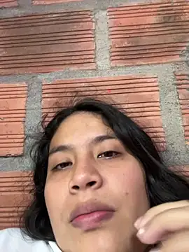 moncerrat_luna's cam snapshot