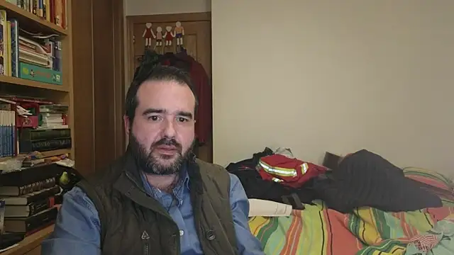 curiosillo83 live sex cam