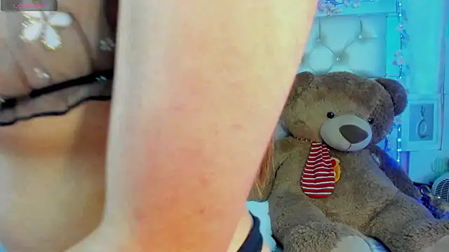 maddy02_02 live sex cam